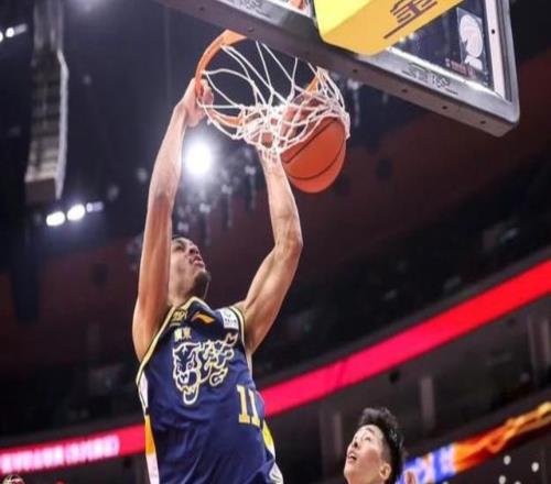 长春亚泰,逆转广州城,埃里克双响,世界杯预测,2026世界杯,赛事趋势分析,球队表现,预测模型